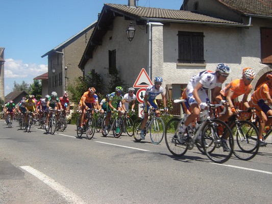 lors du passage des coureurs à Sciez