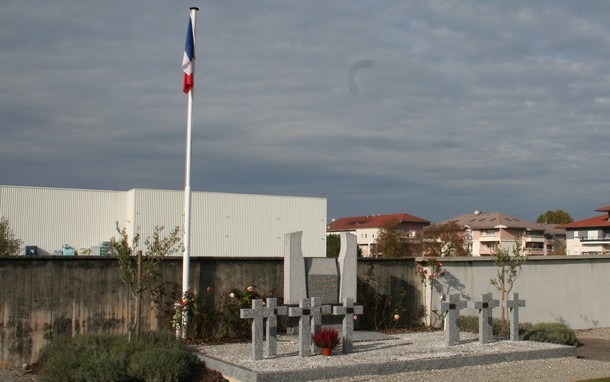 Carre-Militaire-2011