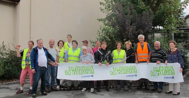chasse aux déchets sur la commune de Sciez